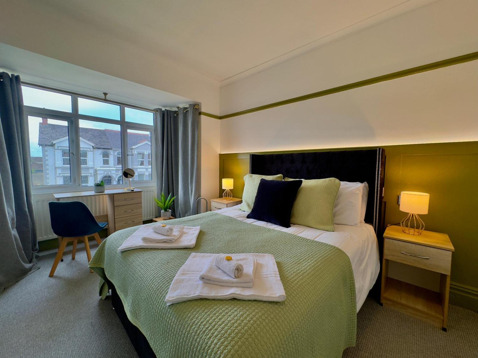 Coastal Park Accommodation Llanelli Zewnętrze zdjęcie
