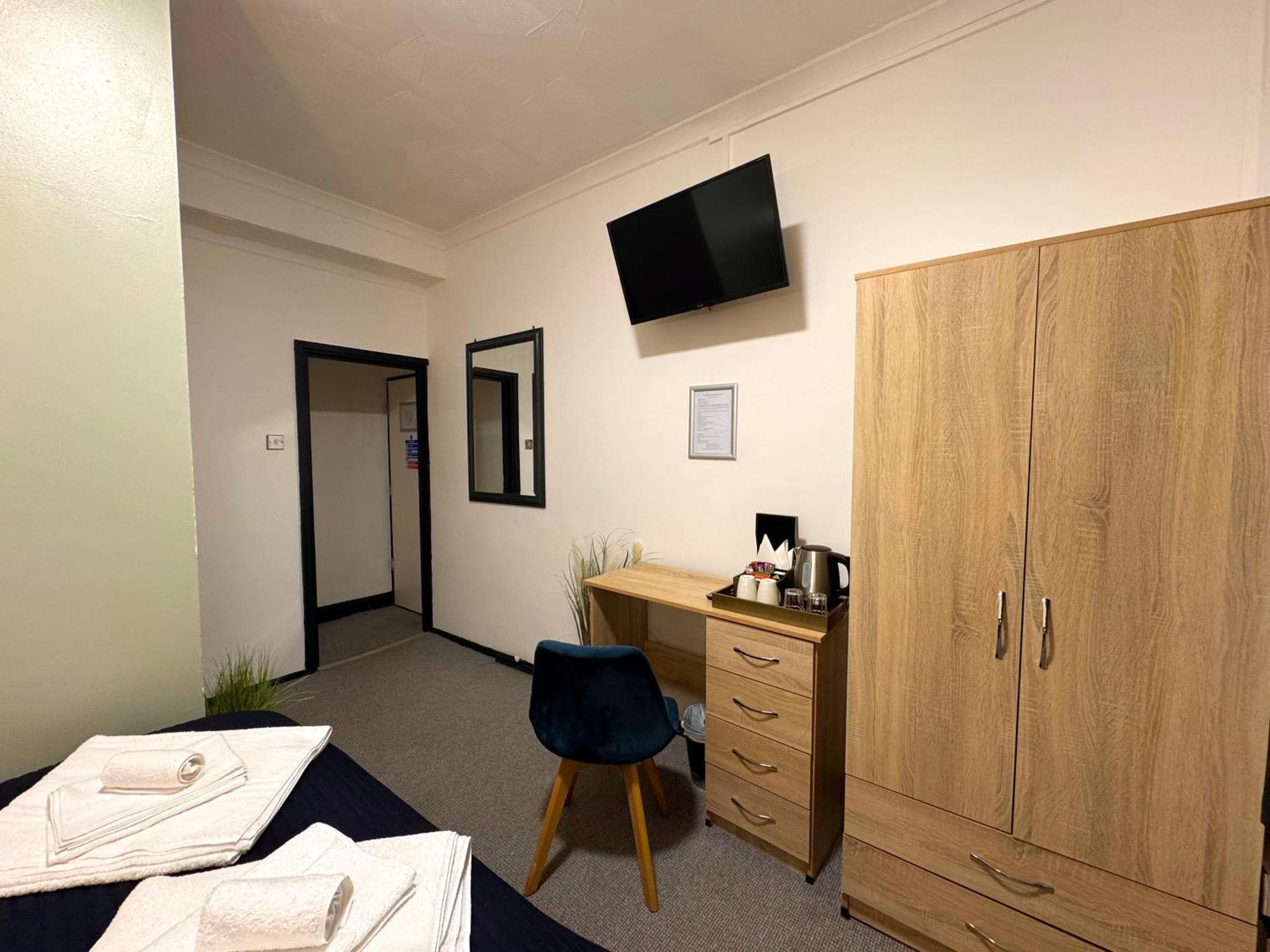 Coastal Park Accommodation Llanelli Zewnętrze zdjęcie